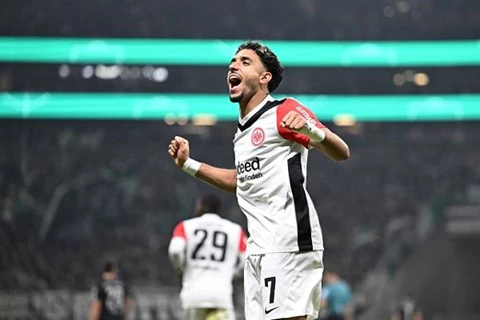 تقارير: مانشستر سيتي يتوصل لاتفاق مع عمر مرموش.. والعرض خلال أيام